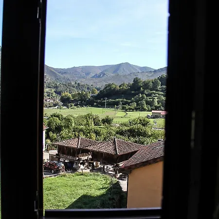 Casa Rural Con Vistas A La Montana En Asturias Holiday home