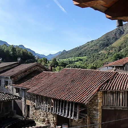 Holiday home Casa Rural Con Vistas A La Montana En Asturias *